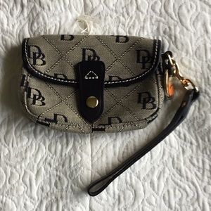 Dooney & Bourke